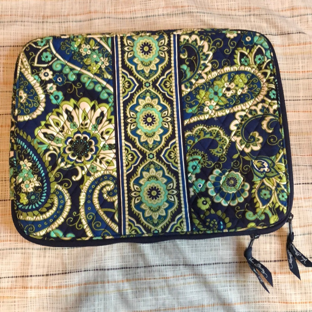 Vera Bradley 13 inch laptop case